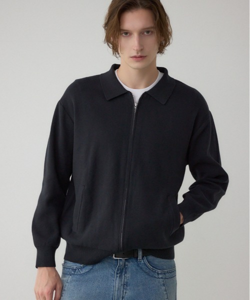 AZUL by moussy（アズールバイマウジー）の「ジップアップ襟付きニットカーディガン（カーディガン/ボレロ・メンズ・ダークグレー/ライトブラック/ブラウン・LARGE/X-LARGE/MEDIUM）」の2枚目の写真