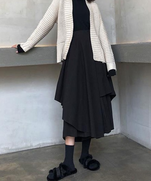 Flugge(フラッジー)の「ランダムフレアパンツ(その他パンツ・レディース・ブラック/ブラウン・MEDIUM/LARGE)」の6枚目の写真