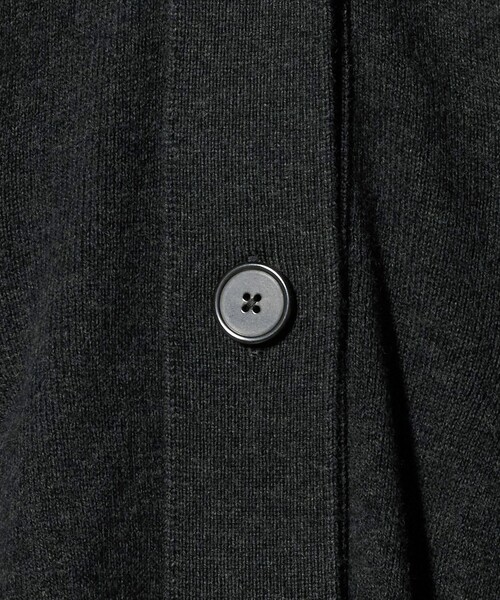 AEWEN MATOPH（イウエン マトフ）の「＜AEWEN MATOPH＞ウエストタックニットカーディガン ‐ウォッシャブル‐（カーディガン/ボレロ・レディース・ダークグレー/ナチュラル・FREE）」の21枚目の写真