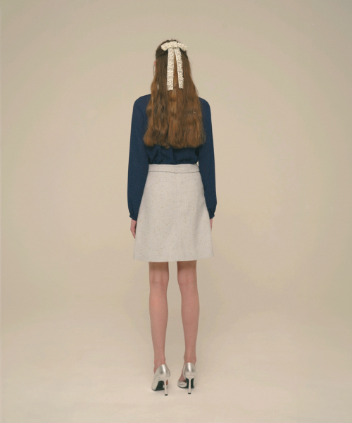 ICE GARDEN A.508(アイス ガーデン エイオーゴンパル)の「Crystal-Button Tweed Skirt_Quite Gray(スカート・レディース・その他・M/S)」の4枚目の写真