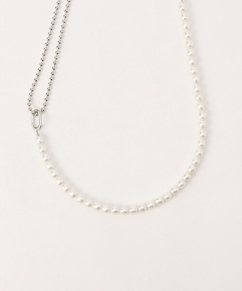 K.T KIYOKO TAKASE（キヨコタカセ）の「樹脂パール×チェーン ネックレス（ネックレス・レディース・ホワイト×シルバー・FREE）」の4枚目の写真