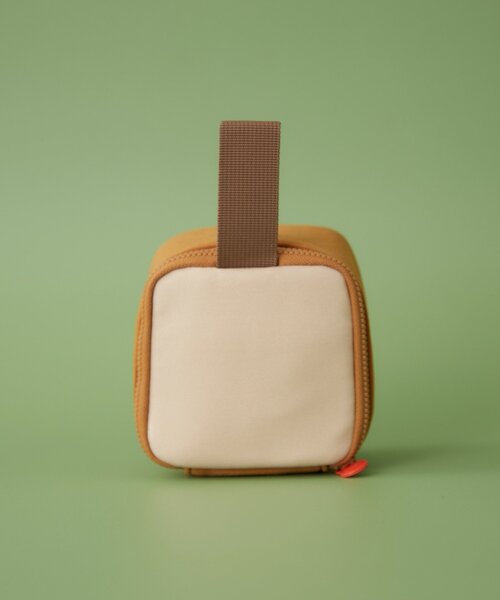 BIRTHDAY BAR（バースデイバー）の「【BRUNCH BROTHE ブランチブラザー】おにぎりポーチ（お弁当箱・レディース・ブラウン/ホワイト/イエロー・0）」の10枚目の写真