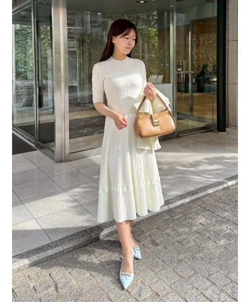 CELFORD（セルフォード）の「【洗える】ディフォメーションワンピース（ワンピース・レディース・サックスブルー/オフホワイト/ネイビー・36/38）」の2枚目の写真