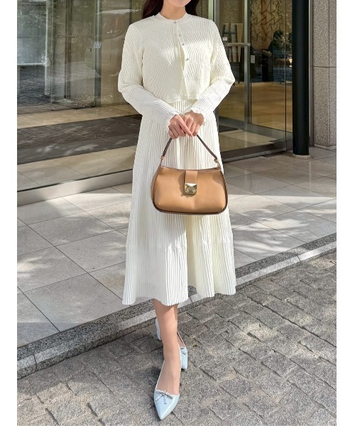 CELFORD（セルフォード）の「【洗える】ディフォメーションワンピース（ワンピース・レディース・サックスブルー/オフホワイト/ネイビー・36/38）」の7枚目の写真