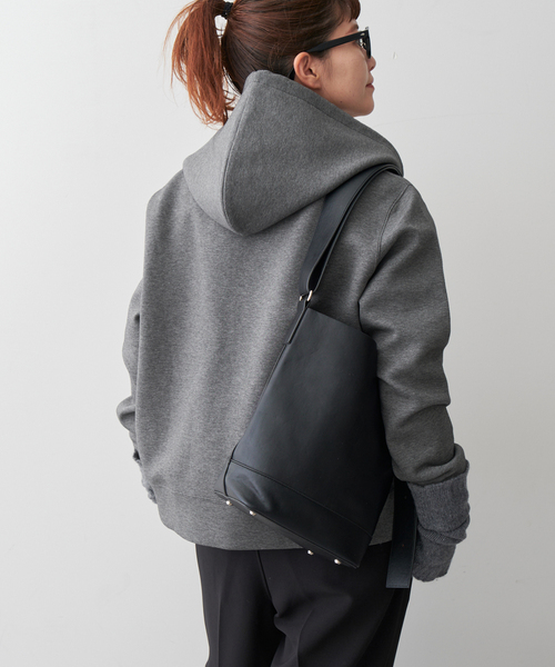 Spick & Span（スピックアンドスパン）の「《新色有り / 追加》ストレッチジップフードパーカー（パーカー・レディース・チャコールグレー/ライトグレー/ホワイト系その他・FREE）」の6枚目の写真