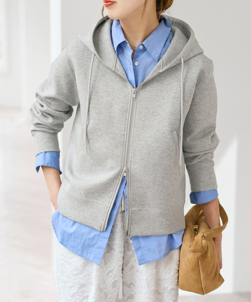 Spick & Span（スピックアンドスパン）の「《新色有り / 追加》ストレッチジップフードパーカー（パーカー・レディース・チャコールグレー/ライトグレー/ホワイト系その他・FREE）」の9枚目の写真