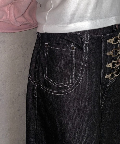 lilful（リルフル）の「【26年春夏新作】ファイヤーマン メタルフックデザイン ステッチ バレルレッグ バギーワイドデニムパンツ（デニムパンツ・メンズ・ブラック・L/M）」の9枚目の写真