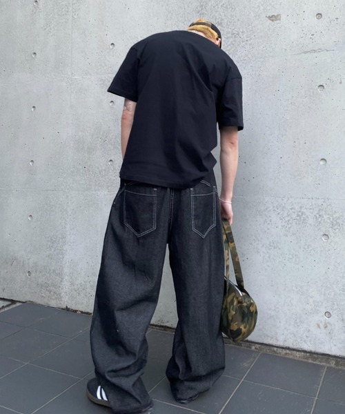 lilful（リルフル）の「【26年春夏新作】ファイヤーマン メタルフックデザイン ステッチ バレルレッグ バギーワイドデニムパンツ（デニムパンツ・メンズ・ブラック・L/M）」の16枚目の写真