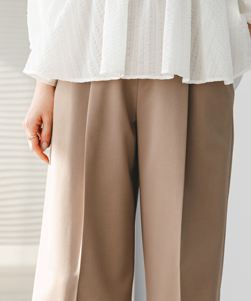 Noble（ノーブル）の「《追加・WEB限定カラー》エステルツイルストレッチスラックスパンツ（スラックス・レディース・ブラック/ピンク系その他/ホワイト/ベージュ系その他/ナチュラル・34/36/38/40）」の7枚目の写真