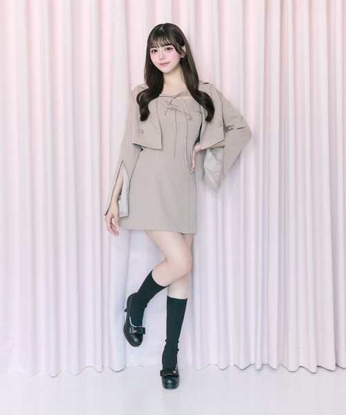 OLIVE des OLIVE（オリーブデオリーブ）の「【Belle Charme】Sleeve Slit Short Tailored Jacket（テーラードジャケット・レディース・グレイッシュベージュ/ブラック系その他/ベージュ系その他・FREE）」の16枚目の写真
