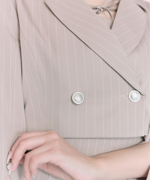 OLIVE des OLIVE（オリーブデオリーブ）の「【Belle Charme】Sleeve Slit Short Tailored Jacket（テーラードジャケット・レディース・グレイッシュベージュ/ブラック系その他/ベージュ系その他・FREE）」の11枚目の写真