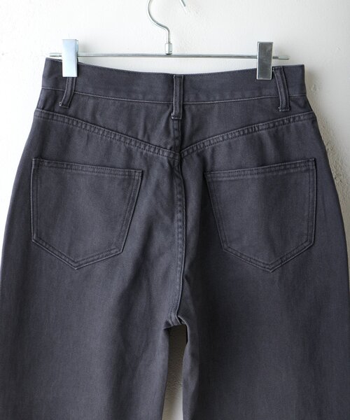 WHIMSIC（ウィムジック）の「【UNISEX/2サイズ展開/SETUP対応】コットンツイルニータックパンツ（その他パンツ・メンズ・オフホワイト/チャコールグレー・1/2）」の22枚目の写真