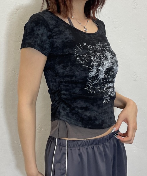 ROGER AND RAW(ロジャーアンドロウ)の「ヴィンテージ風プリント ホルターキャミレイヤード ショートTシャツ(Tシャツ/カットソー・レディース・ブラック/グレー/ホワイト/ベージュ・FREE)」の15枚目の写真