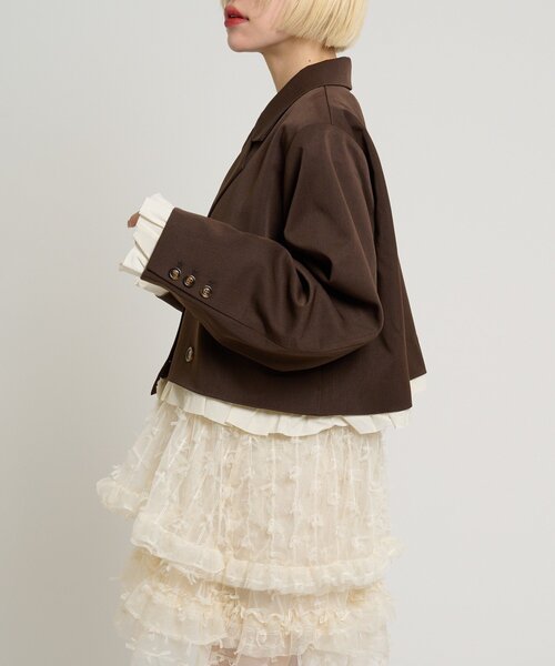 w closet(ダブルクローゼット)の「ショートフリルジャケット(テーラードジャケット・レディース・チャコールグレー/ブラウン・FREE)」の19枚目の写真