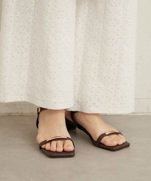 Omekashi（オメカシ）の「プレートヒールサンダル（サンダル・レディース・ブラック/ブラウン・SMALL/LARGE/MEDIUM）」の12枚目の写真