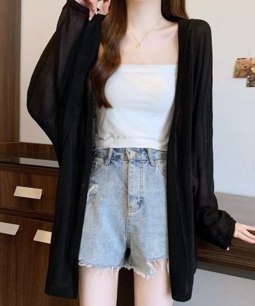 maison de LATIR（メゾンドラティール）の「羽織るだけで、抜け感を演出する夏服シアーUVカットカーデ（カーディガン/ボレロ・レディース・ホワイト/ベージュ/ブラック・FREE）」の4枚目の写真