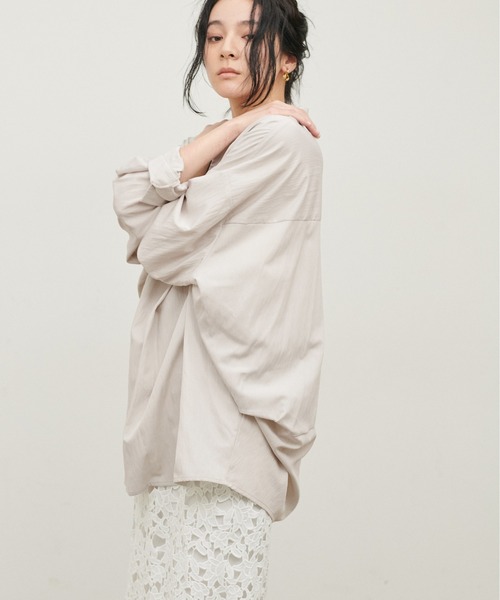 LARUTA(ラルータ)の「【LARUTA】スキッパー長袖シャツ(シャツ/ブラウス・レディース・ピンク/オフホワイト/グレイッシュベージュ/その他2/その他1/イエロー・FREE)」の13枚目の写真