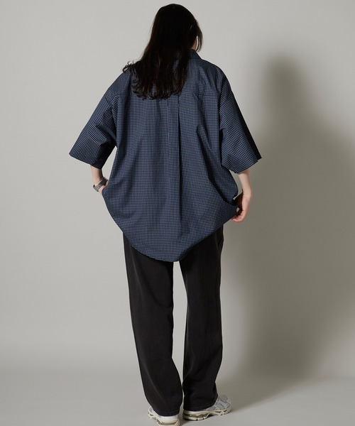 OK YESTERDAY（オッケーイエスタデイ）の「OK YESTERDAY / オーケー イエスタデイ ショートスリーブ スタンダードシャツ / SHORT-SLEEVE STANDARD SHIRT 2026年 夏 夏服（シャツ/ブラウス・レディース・ホワイト/ブラック/ブルー/ブラック系その他/ネイビー・L/M）」の17枚目の写真