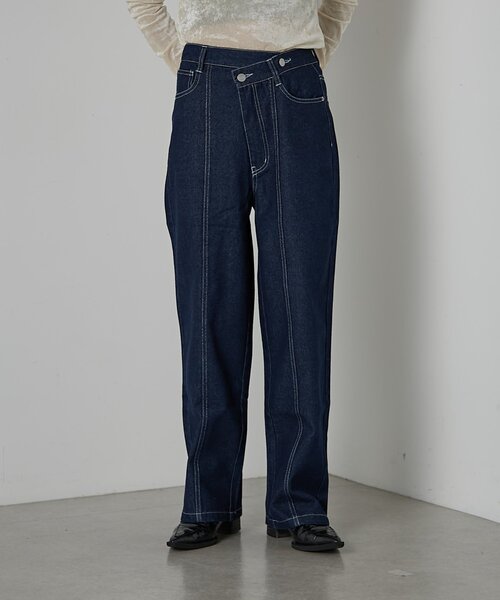 goocy（グーシー）の「【セットアップ対応】デニムアシメパンツ（デニムパンツ・レディース・ブラック/ネイビー・FREE）」の2枚目の写真