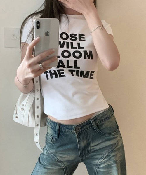 lilful（リルフル）の「【26年春夏新作】レタリングロゴ 半袖Tシャツ（Tシャツ/カットソー・レディース・ホワイト/ブラック・M/S）」の10枚目の写真