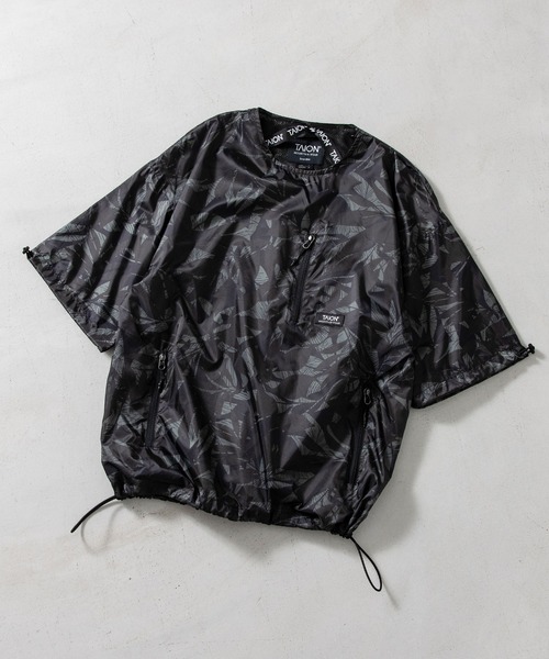 TAION（タイオン）の「【TAION(タイオン)】〈ユニセックス〉ノンダウン マウンテン クルーネック Wジップポケット ハーフスリーブ カットソー（Tシャツ/カットソー・メンズ・ライトグレー/ダークネイビー/ダークパープル/オリーブ/ブラック/ブラック系その他・XL/L/M/S/2XL）」の2枚目の写真