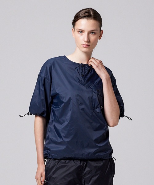 TAION（タイオン）の「【TAION(タイオン)】〈ユニセックス〉ノンダウン マウンテン クルーネック Wジップポケット ハーフスリーブ カットソー（Tシャツ/カットソー・メンズ・ライトグレー/ダークネイビー/ダークパープル/オリーブ/ブラック/ブラック系その他・XL/L/M/S/2XL）」の5枚目の写真