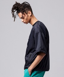 TAION | 【TAION(タイオン)】〈ユニセックス〉ノンダウン マウンテン クルーネック Wジップポケット ハーフスリーブ カットソー(Tシャツ/カットソー)