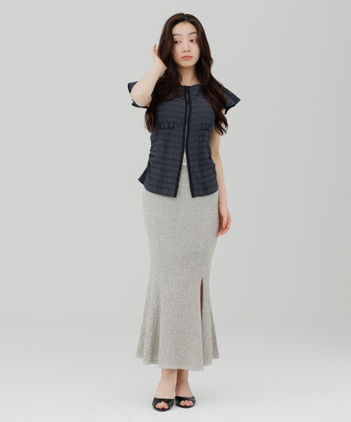 SENEE(セニー)の「front hook ruffle shoulder tops(フロントホックラッフルショルダートップス)(シャツ/ブラウス・レディース・チャコールグレー/アイボリー・FREE)」の19枚目の写真