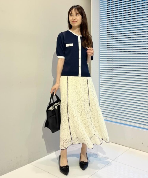 couture brooch(クチュールブローチ)の「【洗える・着映え】ビジューボタン 半袖カーディガン(カーディガン/ボレロ・レディース・ネイビー/ワインレッド/イエロー系その他/ホワイト系・42/38/36)」の20枚目の写真