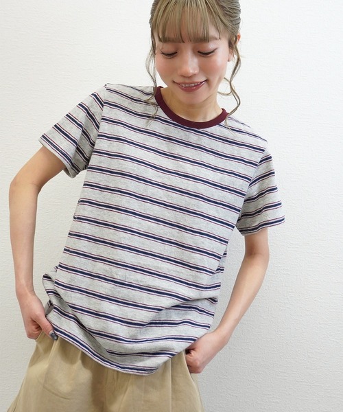 gossara(ゴサラ)の「【ラフに着映える】マルチボーダーTシャツ(Tシャツ/カットソー・レディース・グレー/アイボリー・FREE)」の2枚目の写真