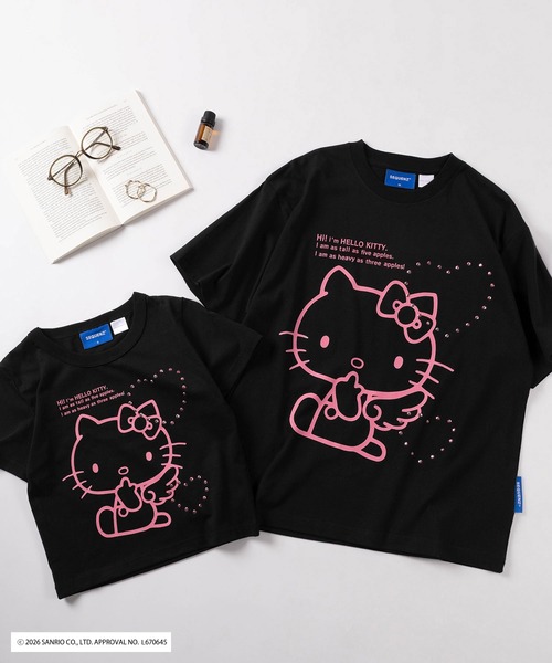 sanrio(サンリオ)の「【72】【Sanrio/サンリオ】Y2Kスタイル/ハローキティ サガラハート刺繍 ラインストーン バックデザイン クルーネックTシャツ/ピチT/チビT/ユニセックス(Tシャツ/カットソー・レディース・ブルー/ブラック/ピンク/ホワイト/ホワイト系その他/ブラック系その他・L/M/S)」の4枚目の写真