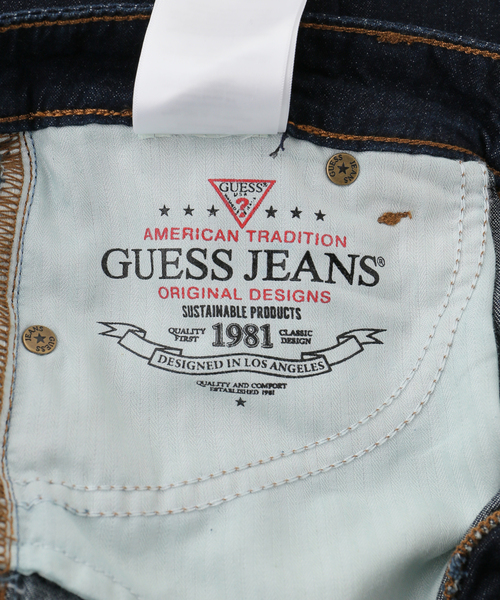 GUESS JEANS(ゲスジーンズ)の「GUESS JEANS / ゲス ジーンズ CLASSIC PLEATED BERMUDA PANT(その他パンツ・レディース・ブラック・25/24)」の8枚目の写真