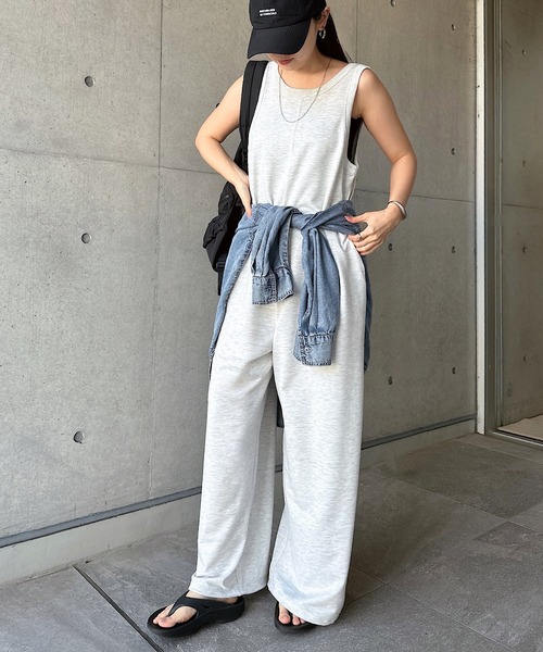andme(アンドミー)の「ノースリーブスウェットサロペット(サロペット/オーバーオール・レディース・ブラウン/オートミール/ブラック・M/L)」の9枚目の写真
