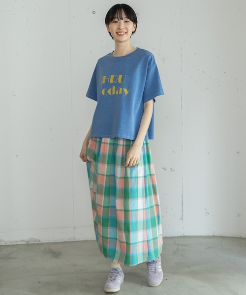 POU DOU DOU（プードゥドゥ）の「HRUクラッキングプリントTee（Tシャツ/カットソー・レディース・ダークグレー/ブルー/ライトイエロー・3）」の4枚目の写真