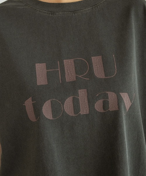 POU DOU DOU（プードゥドゥ）の「HRUクラッキングプリントTee（Tシャツ/カットソー・レディース・ダークグレー/ブルー/ライトイエロー・3）」の17枚目の写真