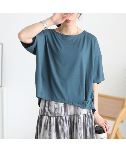 GOLDJAPAN(ゴールドジャパン)の「接触冷感裾タックコクーンプルオーバー【大きいサイズ対応】(Tシャツ/カットソー・レディース・ブラウン/チャコール/ブラック/ブルーグレー/オフホワイト・LL/3L/4L/5L)」の11枚目の写真