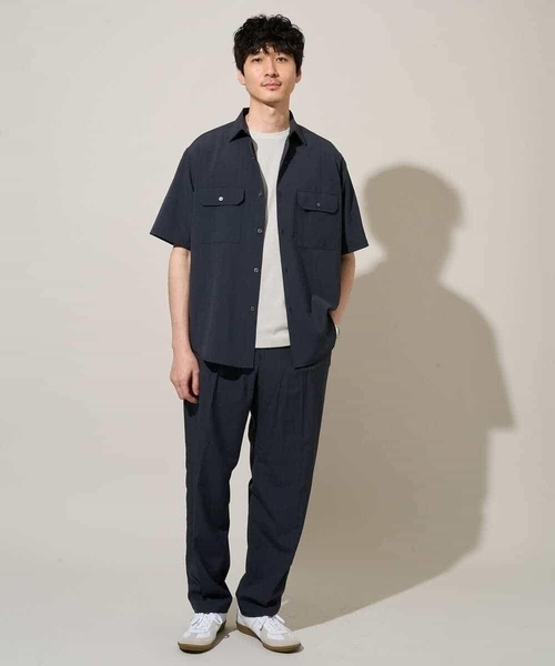 a.v.v（アーヴェヴェ）の「〈接触冷感 / 吸水速乾〉リライトＷポケットシャツ【UVカット / ストレッチ / イージーケア / 洗濯機で洗える】（シャツ/ブラウス・メンズ・ブルー/チャコールグレー・46/48/50）」の16枚目の写真