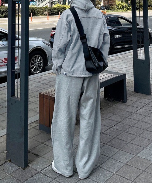 Miniministore(ミニミニストア)の「オーバーサイズ デニムジャケット メンズ(デニムジャケット・メンズ・インディゴブルー/サックスブルー/ブラック/チャコールグレー・FREE)」の20枚目の写真
