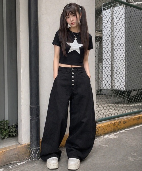 #MEMORY(メモリー)の「【MEMORY】サークルロゴ刺繍 ボタンフライ ワイドパンツ / Wide-leg pants with embroidered club logo and button fly(デニムパンツ・メンズ・ブラウン/ブラック・L/M/S)」の6枚目の写真