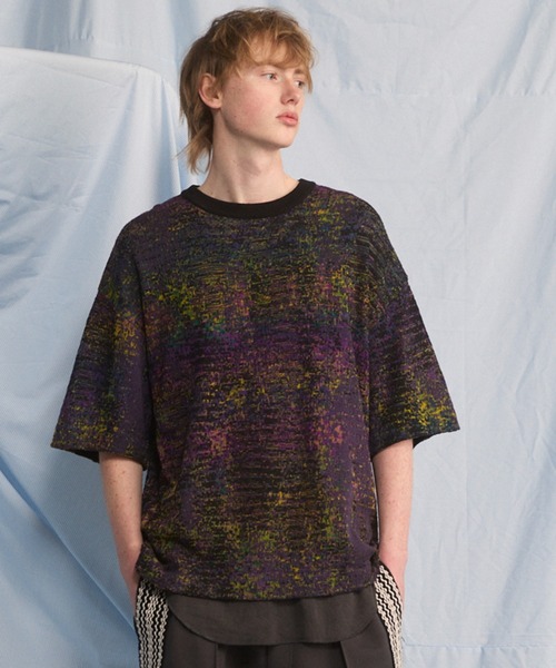 MAISON SPECIAL(メゾンスペシャル)の「《UNISEX》Dry KASURI Abstract Pattern Prime-Over Knit T-shirt/ドライカスリアブストラクトパターンプライムイムオーバーニットTシャツ【MAISON SPECIAL/メゾンスペシャル】(Tシャツ/カットソー・メンズ・ライトブルー/パープル・2/1/0)」の2枚目の写真