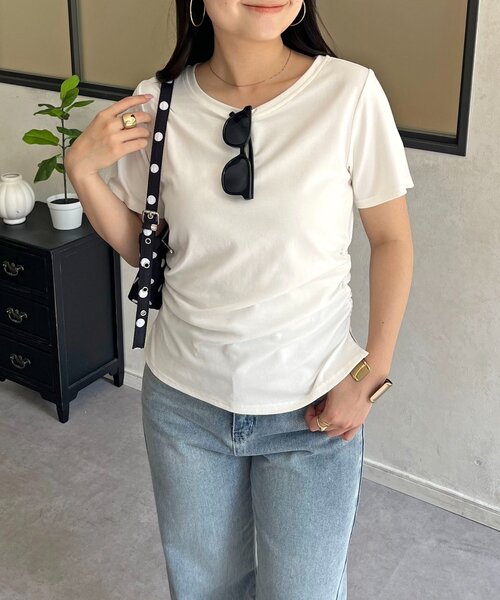 prose verse（プロズヴェール）の「サイドギャザーTシャツ（Tシャツ/カットソー・レディース・ピンク/オフホワイト/ブラック・LARGE/MEDIUM）」の2枚目の写真