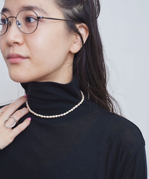 fig Ｌondon（フィグロンドン）の「_petit pearl necklace（ネックレス・レディース・ホワイト・FREE）」の5枚目の写真