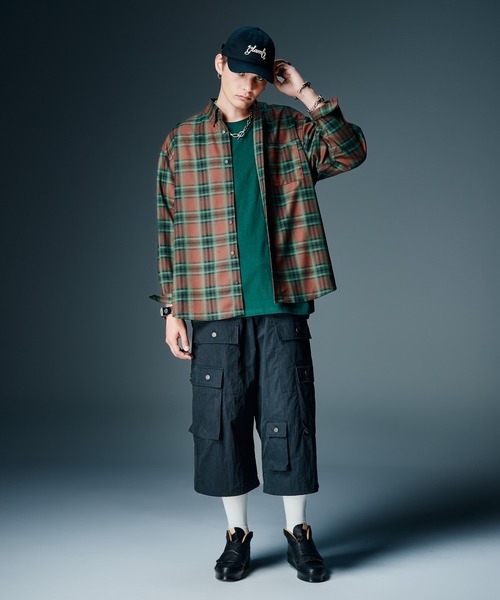 glamb(グラム)の「Oversized Ticket Tag T-shirt / オーバーサイズチケットタグTシャツ(Tシャツ/カットソー・メンズ・ブラック/ホワイト/グリーン・S/M/L)」の10枚目の写真