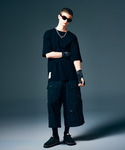 glamb(グラム)の「Oversized Ticket Tag T-shirt / オーバーサイズチケットタグTシャツ(Tシャツ/カットソー・メンズ・ブラック/ホワイト/グリーン・S/M/L)」の16枚目の写真