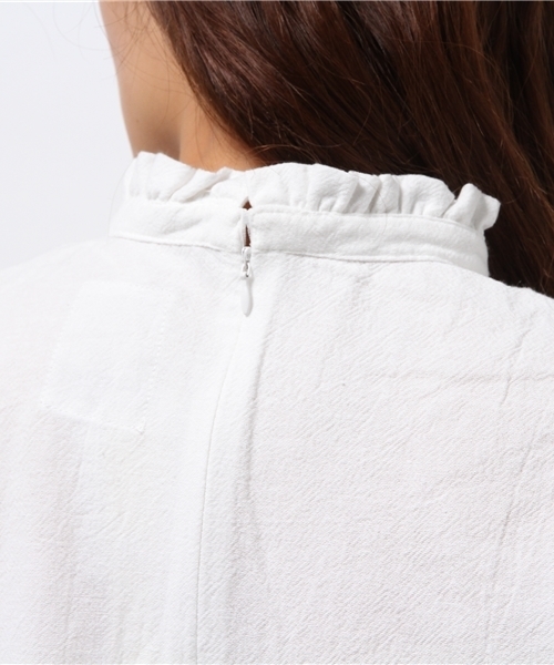 Kastane（カスタネ）の「ハイネックBL（シャツ/ブラウス・レディース・オフホワイト/ベージュ/ネイビー・FREE）」の8枚目の写真