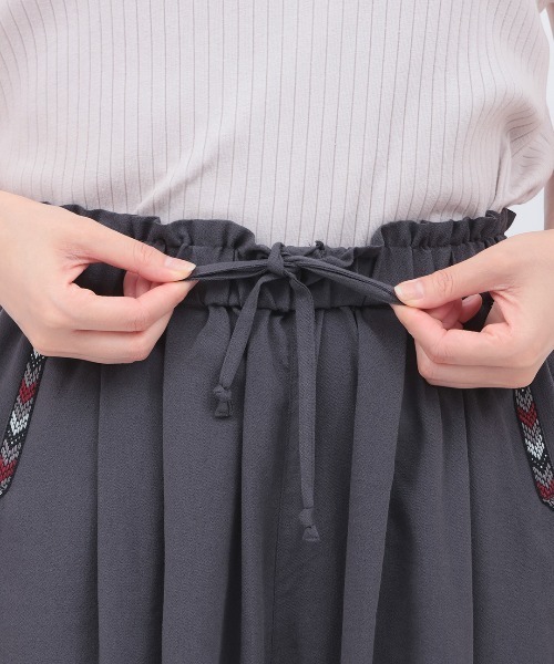 チチカカ(チチカカ)の「エッグタックパンツ(その他パンツ・レディース・ベージュ/チャコールグレー/ブルーグリーン/マスタード・MEDIUM/LARGE/3L)」の18枚目の写真