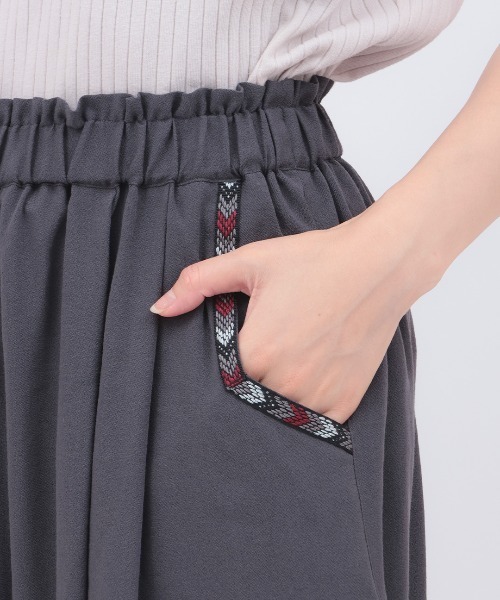 チチカカ(チチカカ)の「エッグタックパンツ(その他パンツ・レディース・ベージュ/チャコールグレー/ブルーグリーン/マスタード・MEDIUM/LARGE/3L)」の19枚目の写真