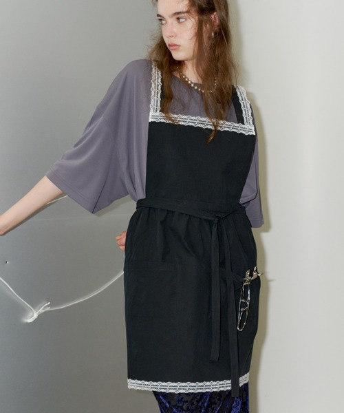 yae(ヤエ)の「Multiway lace apron / マルチウェイレースエプロン(ワンピース・レディース・ブラック/ベージュ・FREE)」の7枚目の写真