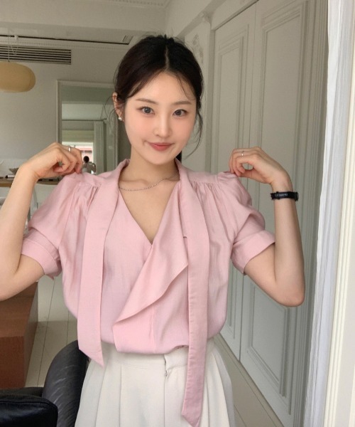 Aelina（エリナ）の「シフォンリボンブラウス（シャツ/ブラウス・レディース・ベージュ/ピンク・FREE）」の21枚目の写真