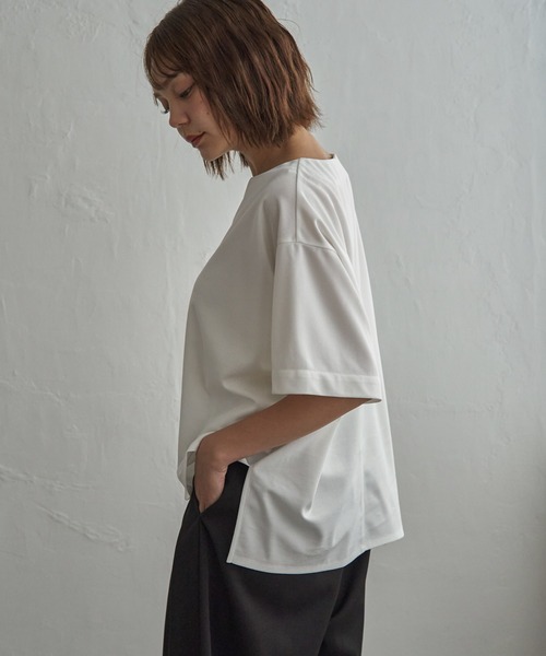 notch.(ノッチ)の「カットジョーゼットキーネックT(Tシャツ/カットソー・レディース・オフホワイト/ブラック・M)」の6枚目の写真